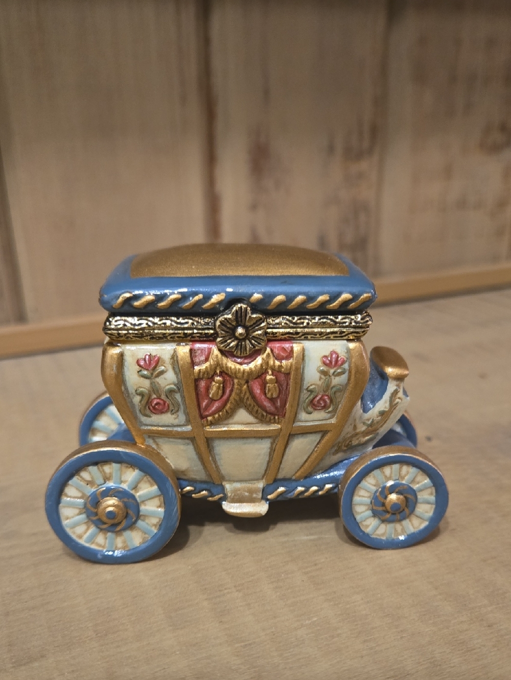 Carriage Hinged Trinket Box Vintage Inspired